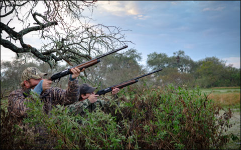 A First-Timer Wingshooter in Argentina at Los Laureles Lodge 12 Guns Up Duck Blind AGL 1383